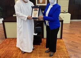 وزيرة الصحة تبحث مع شركة G42 الإماراتية للرعاية الصحية خطة توريد الدفعات الخاصة بـ لقاح فيروس كورونا المستجد تباعًا إلى مصر