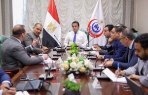 الوزير تابع آليات العمل لتحويل الخدمات التخزينية للمستلزمات والأجهزة الطبية إلى نظام رقمي قائم على البيانات