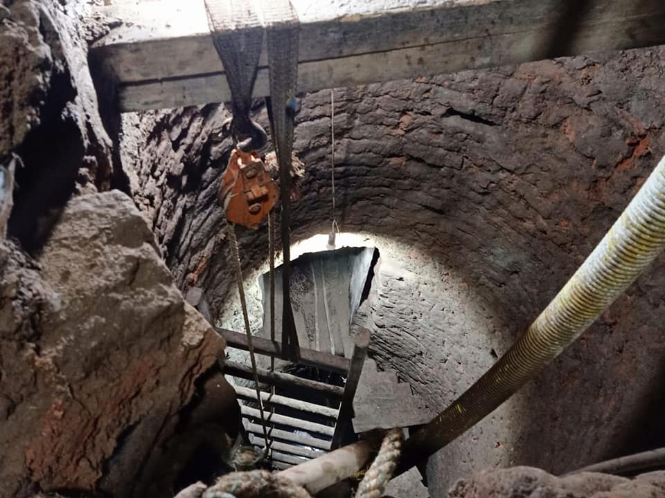 تنقيب عن الأثار داخل منزل بسوهاج