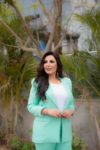 الاعلامية رضوى عطا