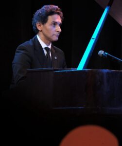 مؤلفات إيهاب عز الدين