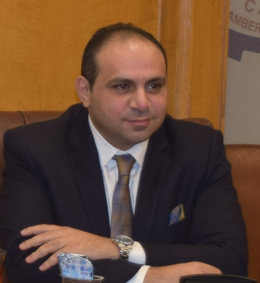 أحمد زكي أمين عام شعبة المصدرين