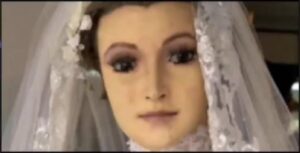 مانيكان علي هيئة إنسان 